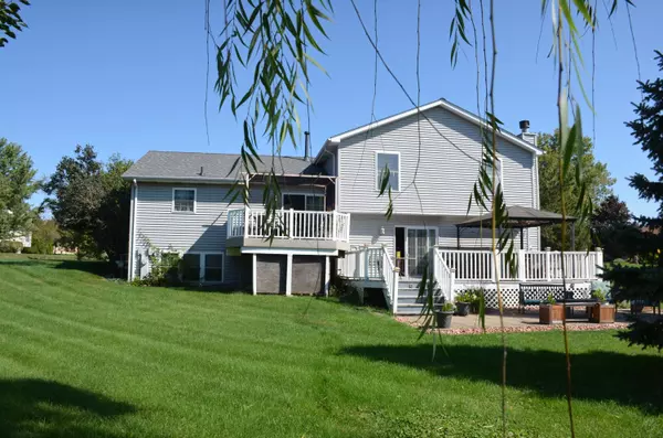 8262 Heron Lake RD, St. John, IN 46373