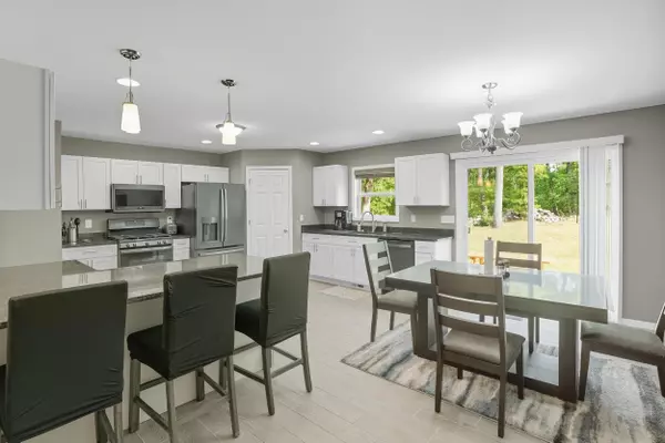 Demotte, IN 46310,10881 565