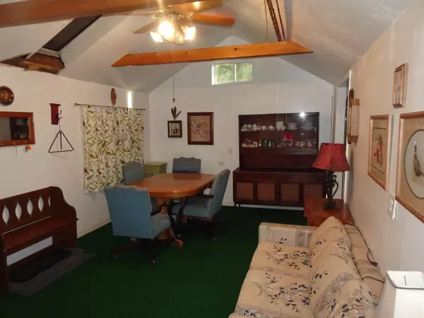 Knox, IN 46534,140 S 700