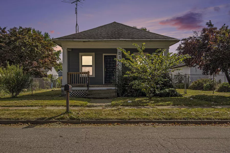 310 Planett ST, La Porte, IN 46350