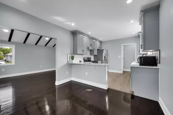 Whiting, IN 46394,1430 Stanton AVE