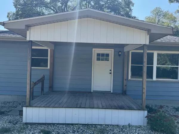 Demotte, IN 46310,9321 W 950