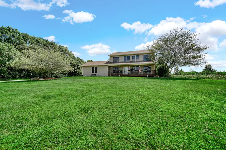 9397 E 142nd AVE, Hebron, IN 46341