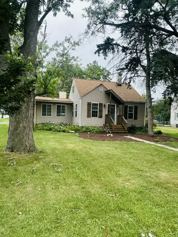 8124 Rutledge ST, Merrillville, IN 46410