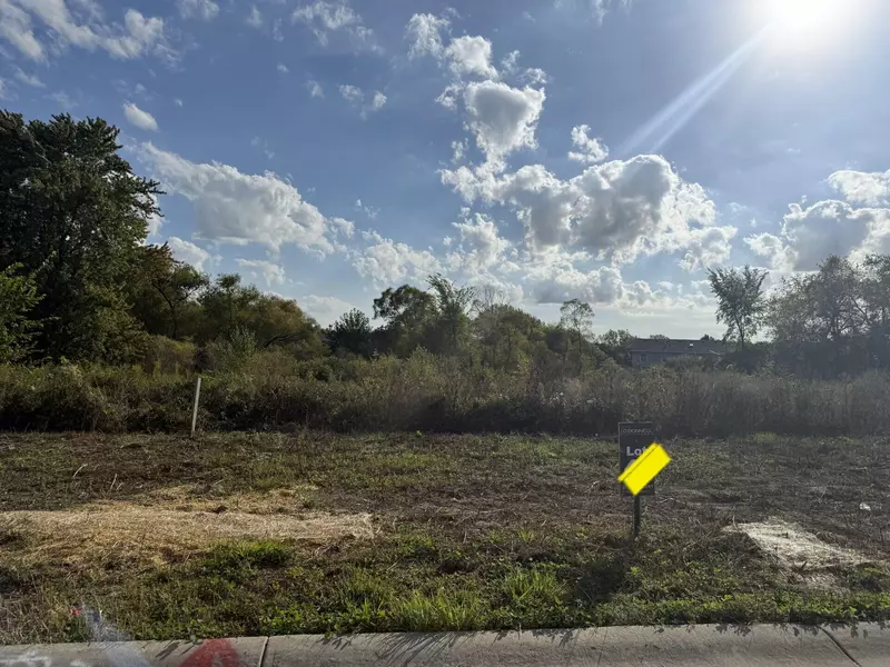 7663 Pierce PL, Merrillville, IN 46410