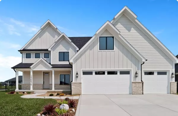 13256 Waterleaf DR, St. John, IN 46373