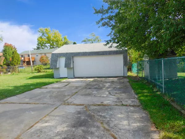 Dyer, IN 46311,605 Pierce AVE