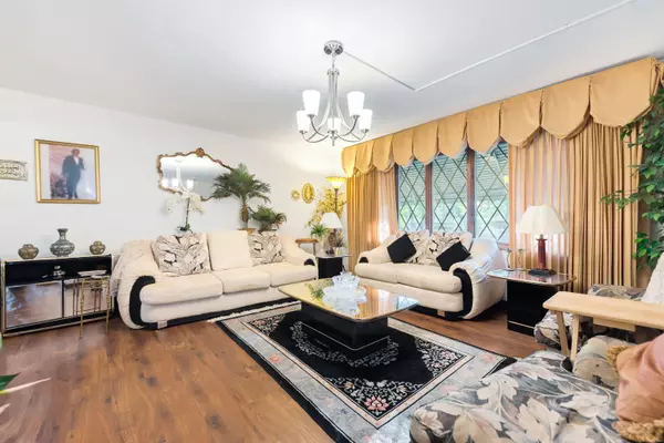 Munster, IN 46321,9509 Northcote AVE