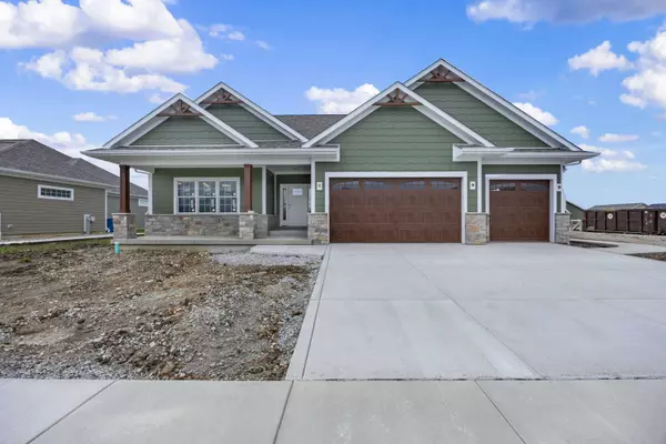 12600 Woodside DR, Cedar Lake, IN 46303