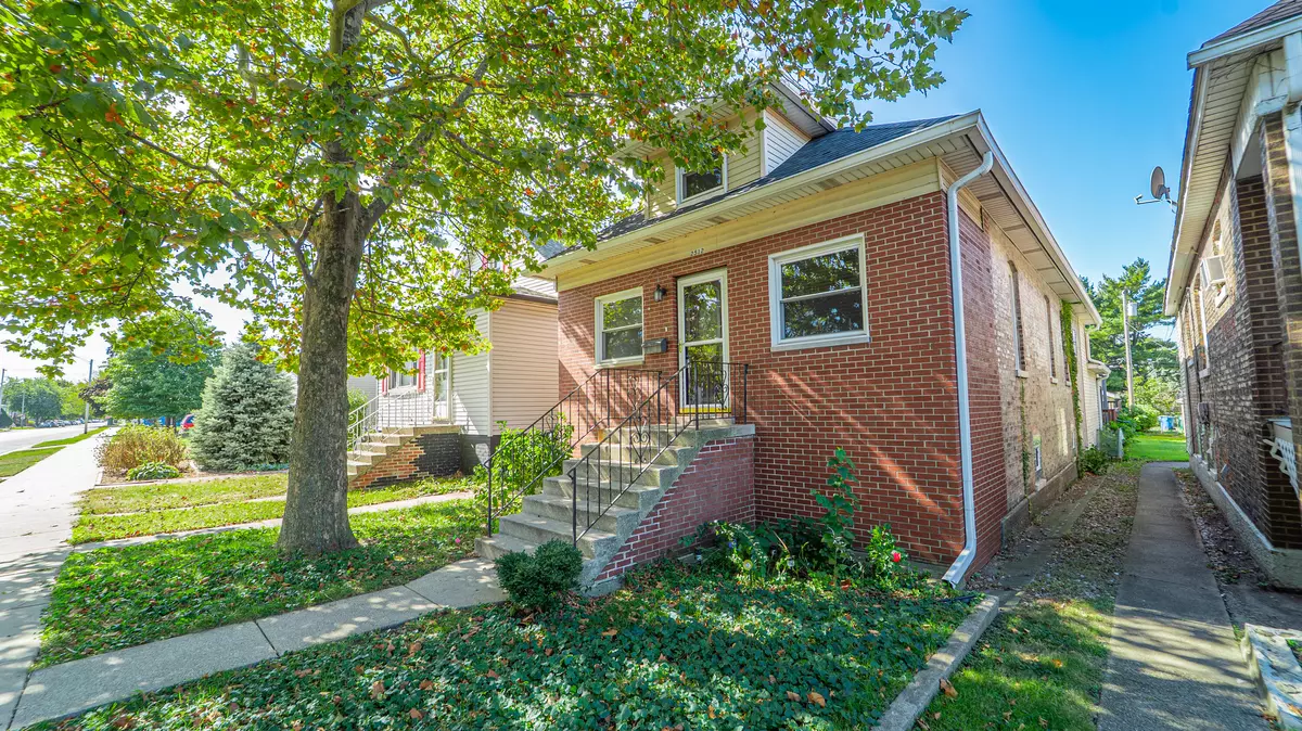 Whiting, IN 46394,2512 White Oak AVE