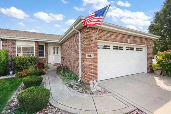 1010 Freedom CIR, Crown Point, IN 46307
