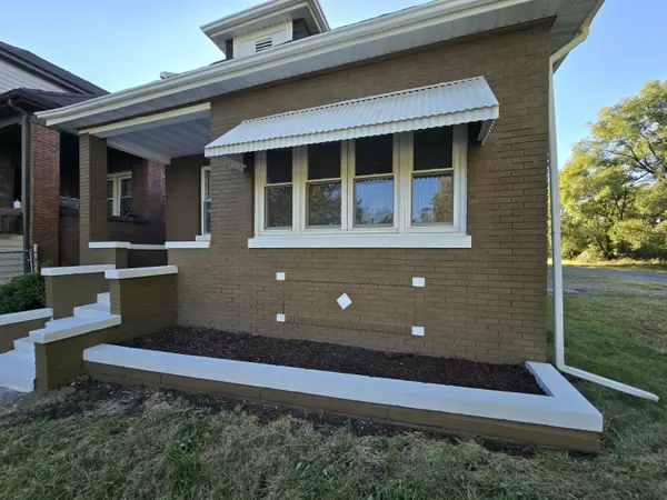 Gary, IN 46402,1040 Polk ST