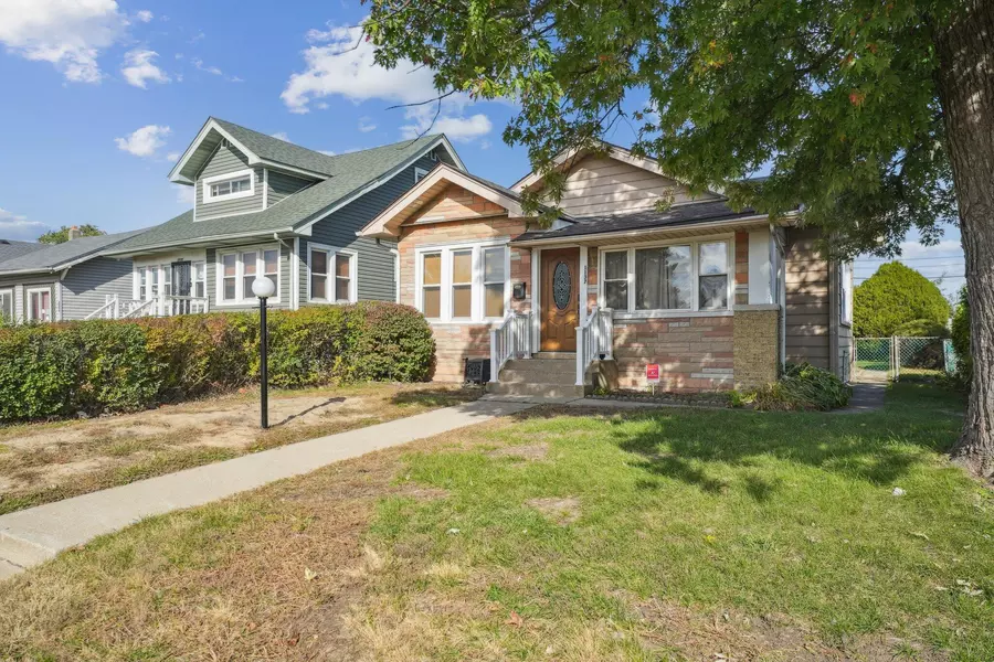 1137 Lyons ST, Hammond, IN 46320