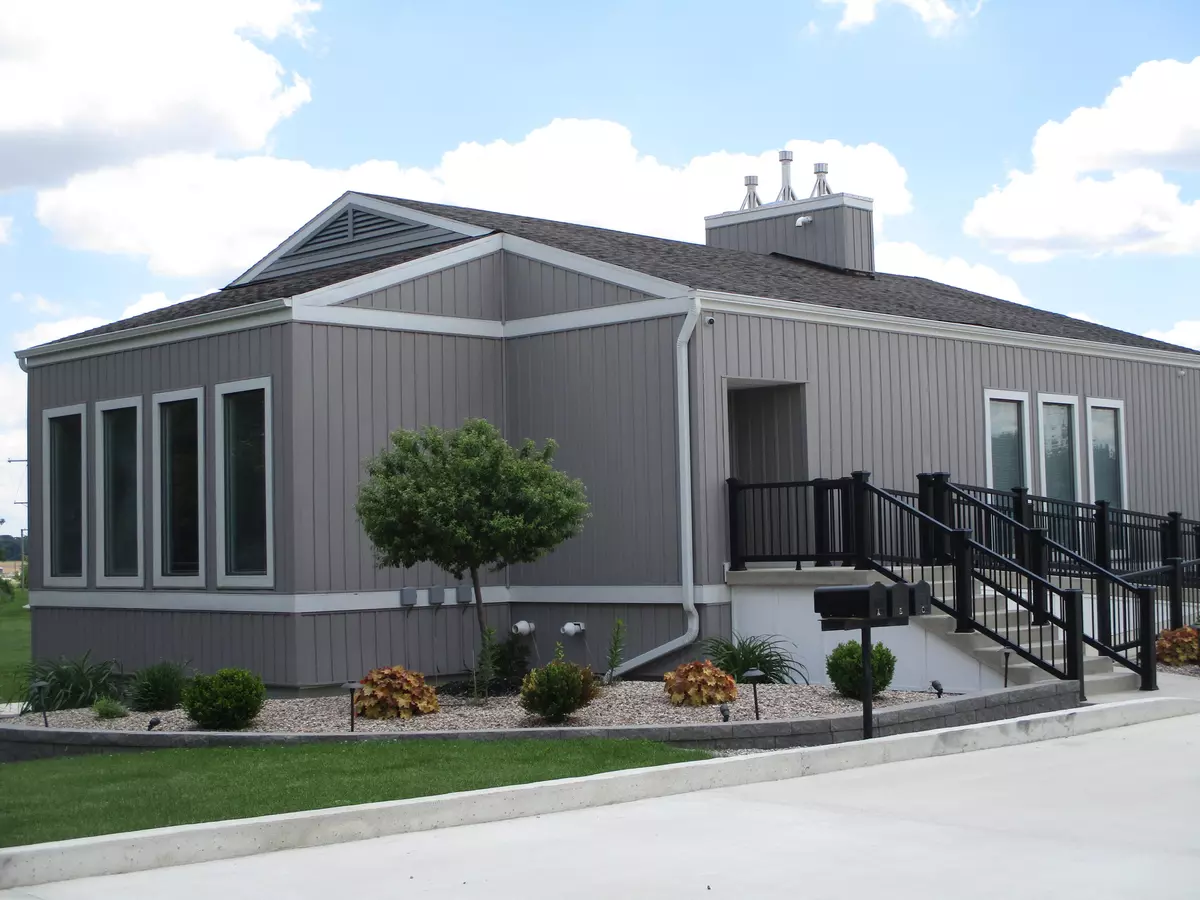 Hebron, IN 46341,402 E Sigler ST #A