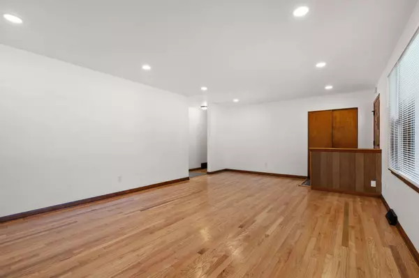 Merrillville, IN 46410,401 E 54th AVE