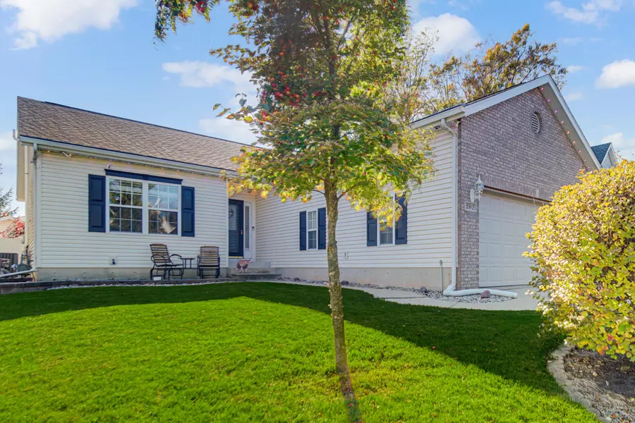 2502 Mcafee DR, Valparaiso, IN 46383