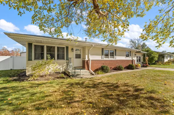 Demotte, IN 46310,513 Almond ST