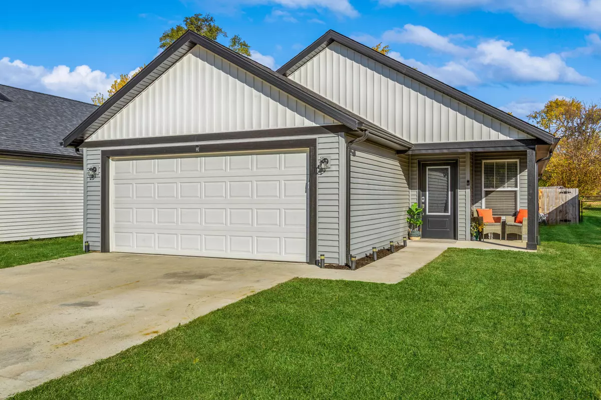 Mishawaka, IN 46545,614 Brown AVE