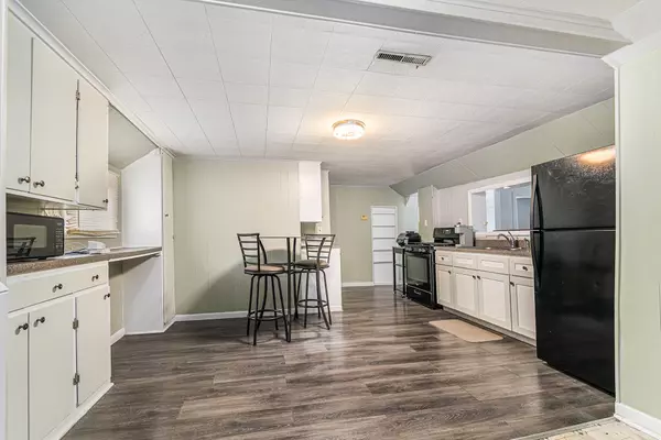 La Porte, IN 46350,2108 K ST