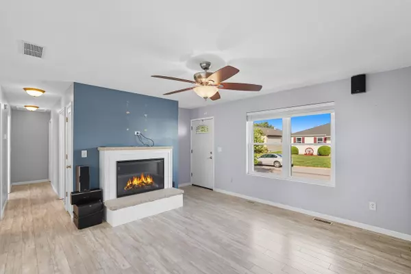 Valparaiso, IN 46385,364 Rainier RD