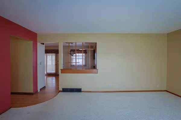 Highland, IN 46322,9132 Highland ST