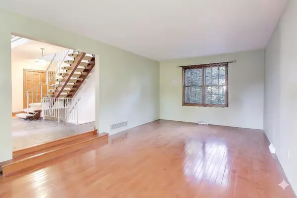 Valparaiso, IN 46383,603 Savoy PL