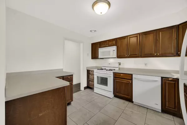 Munster, IN 46321,7905 Jackson AVE