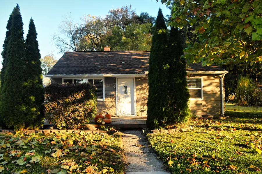 507 E Indiana AVE, Chesterton, IN 46304