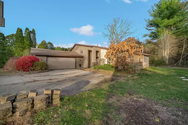 Michigan City, IN 46360,6747 W 450 RD