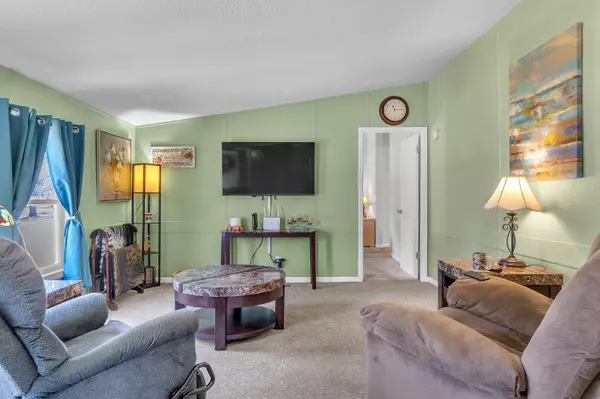 Demotte, IN 46310,9606 Candlewick RD