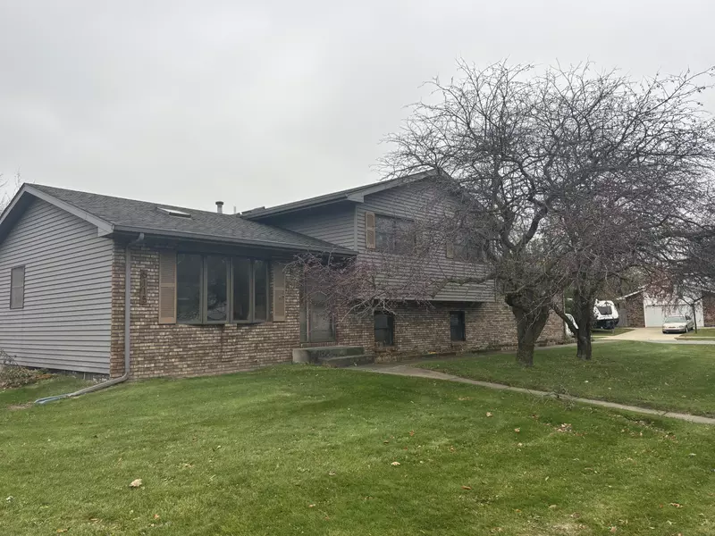 6115 Mill Run AVE, Portage, IN 46368