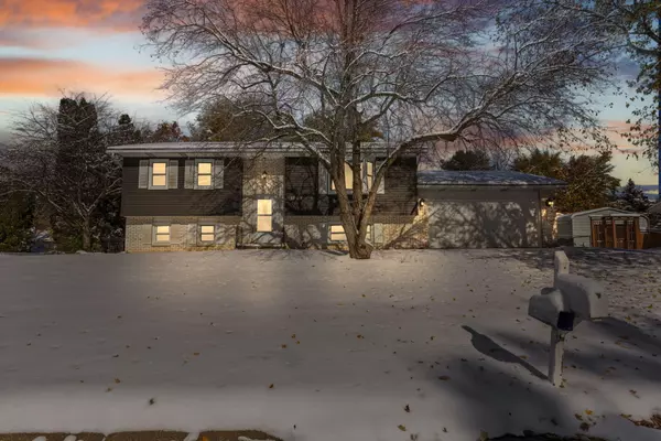 Valparaiso, IN 46383,3705 Colonial DR