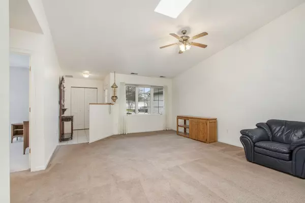 Crown Point, IN 46307,1634 Dogwood DR