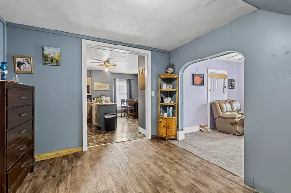 Rensselaer, IN 47978,319 E Oak ST