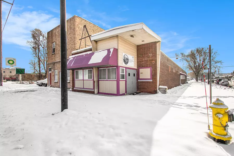 801 E Chicago AVE, East Chicago, IN 46312