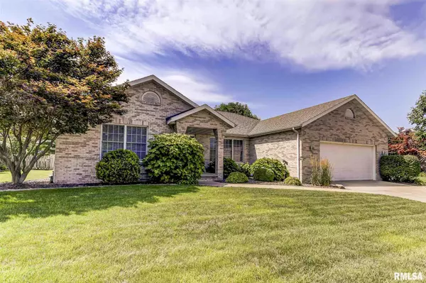 4540 LONGFELLOW DR, Springfield, IL 62711