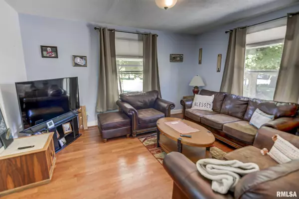 Blue Mound, IL 62513,504 S LEWIS ST