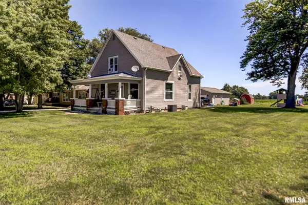 504 S LEWIS ST, Blue Mound, IL 62513