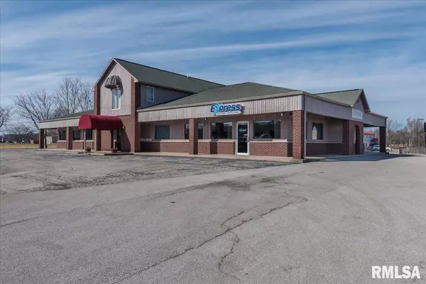 1120-1128 WALL ST, Jacksonville, IL 62650