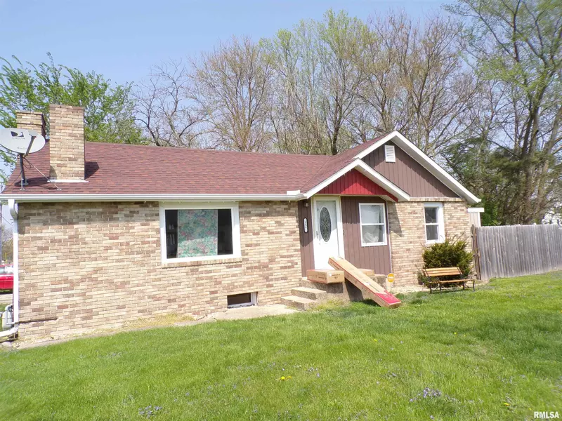 157 W WILLARD ST, Wataga, IL 61488