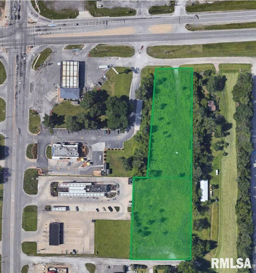 3132 SANGAMON AVE, Springfield, IL 62702