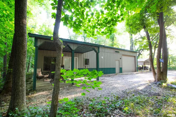 11109 S GLASFORD RD, Glasford, IL 61559-9136