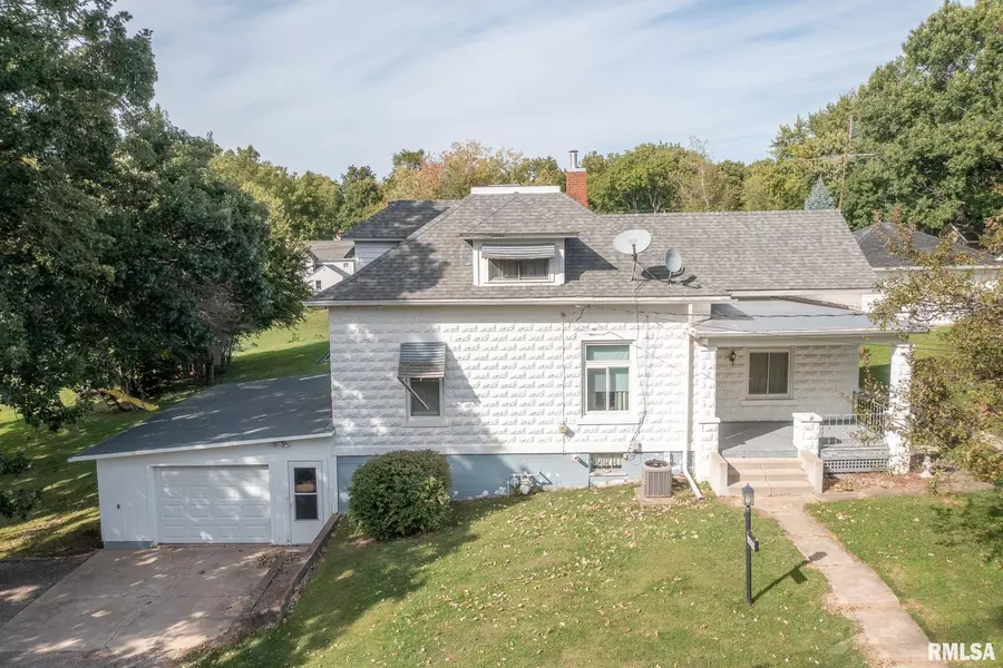 429 W VINE ST, Toulon, IL 61483