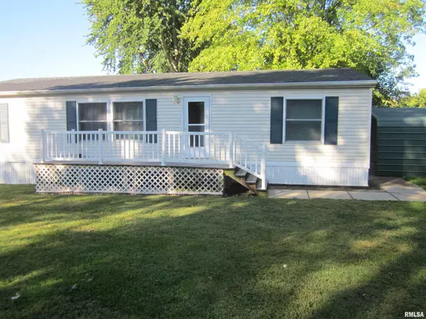 29 COACHLIGHT ST, Mason City, IL 62664-0000