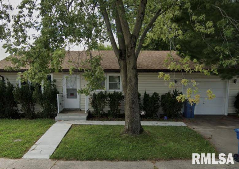3036 Shadowfax DR, Springfield, IL 62707