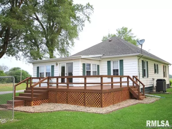 Girard, IL 62640,18761 TUCKERS RD