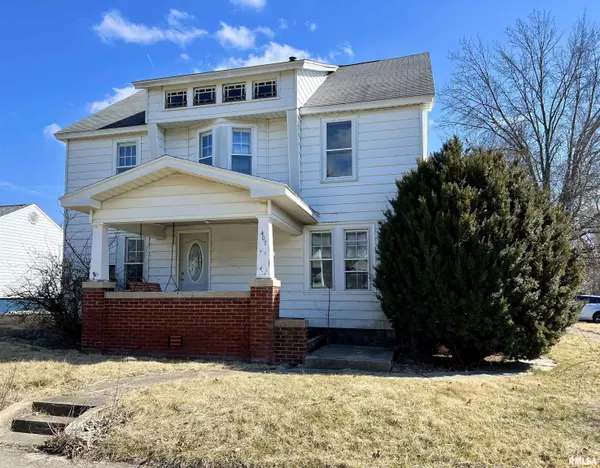 Knoxville, IL 61448,407 S BROAD ST