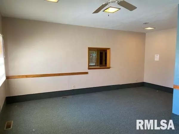 Blue Mound, IL 62513,113 Blue Mound RD