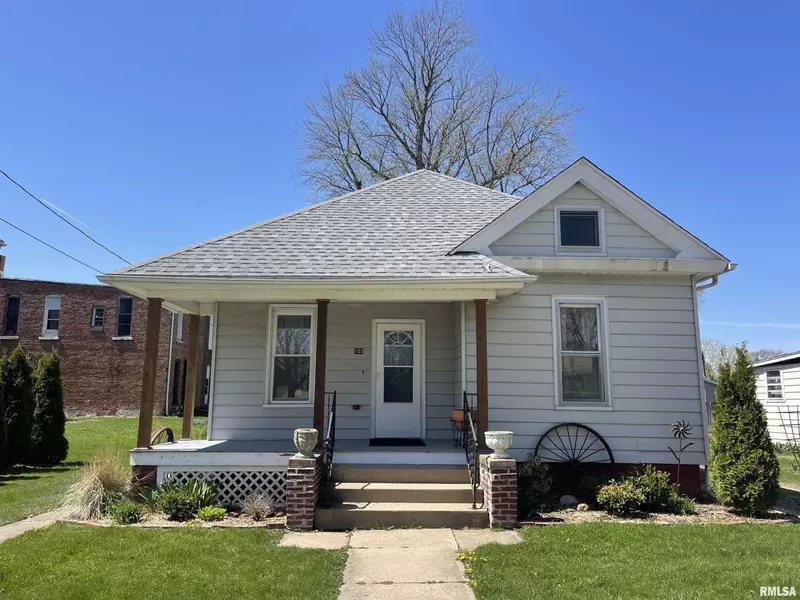 103 Johnson Pyle DR, Altona, IL 61414