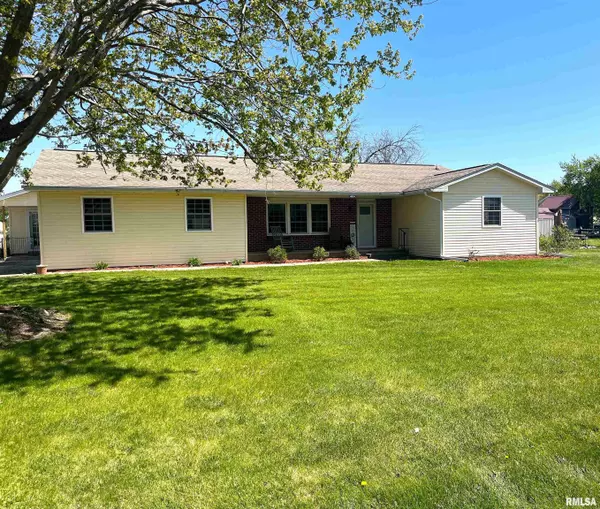 482 E 4TH ST,  Woodhull,  IL 61490